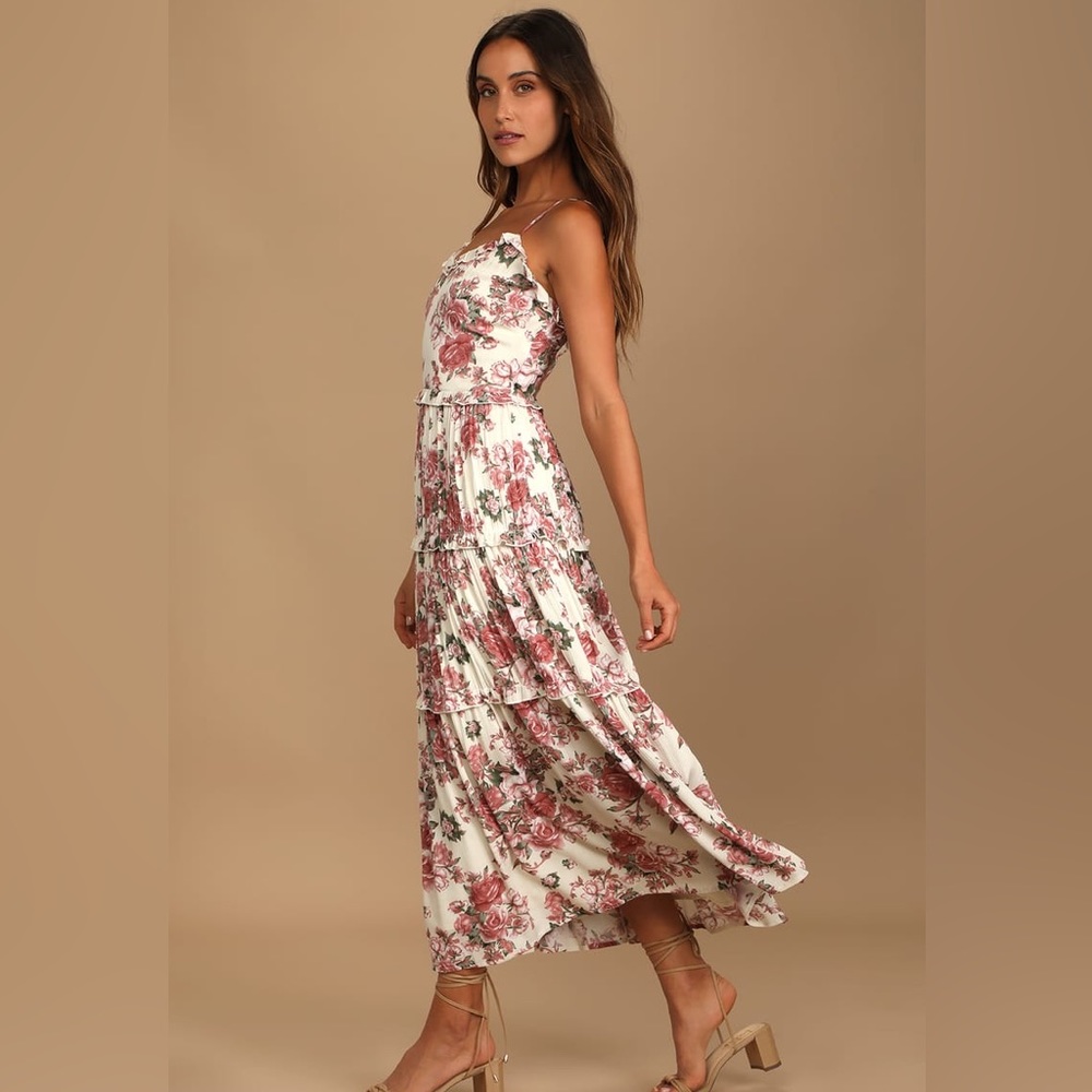 NWT lulus Rooting for romance cream floral print tiered maxi XL gorgeous new
